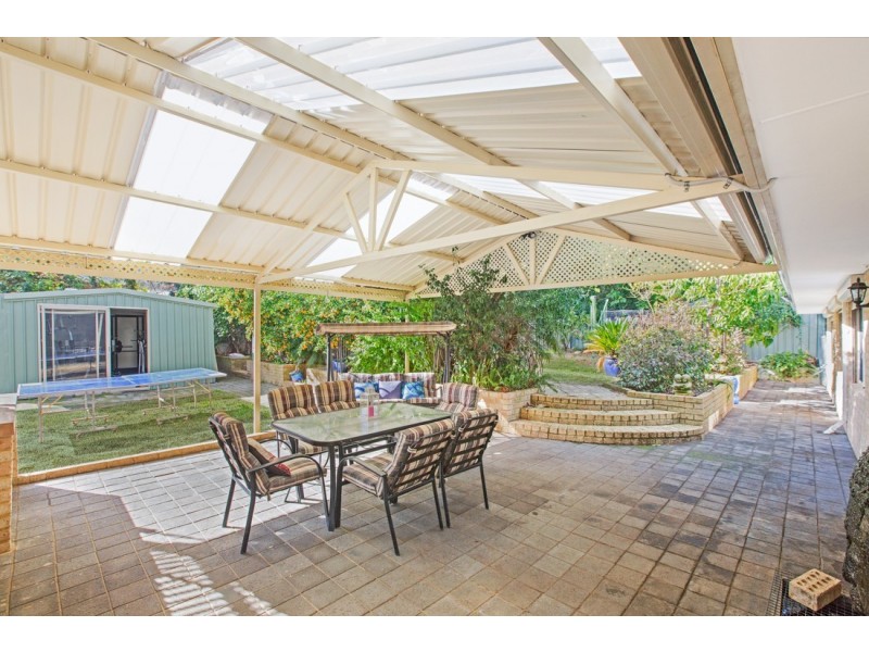 22 Buckingham Road, Kelmscott WA 6111