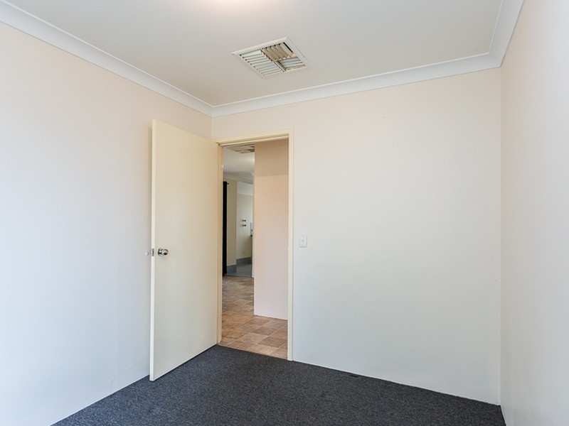 4 Walcha Way, Armadale WA 6112