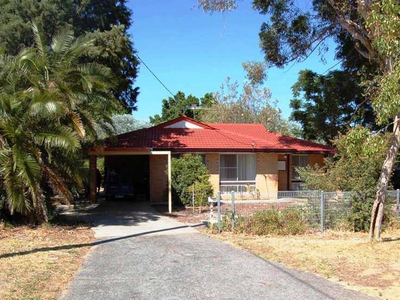 5 Peel Court, Armadale WA 6112