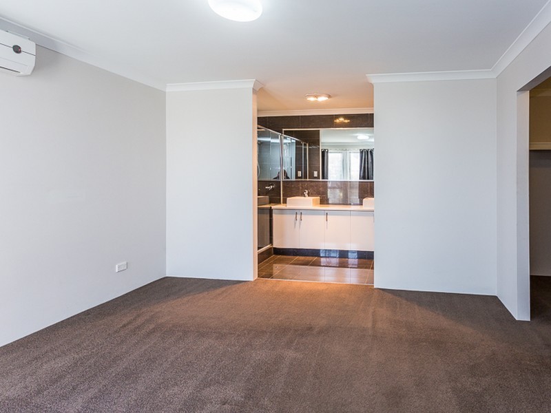 22 Randazzo Way, Yangebup WA 6164