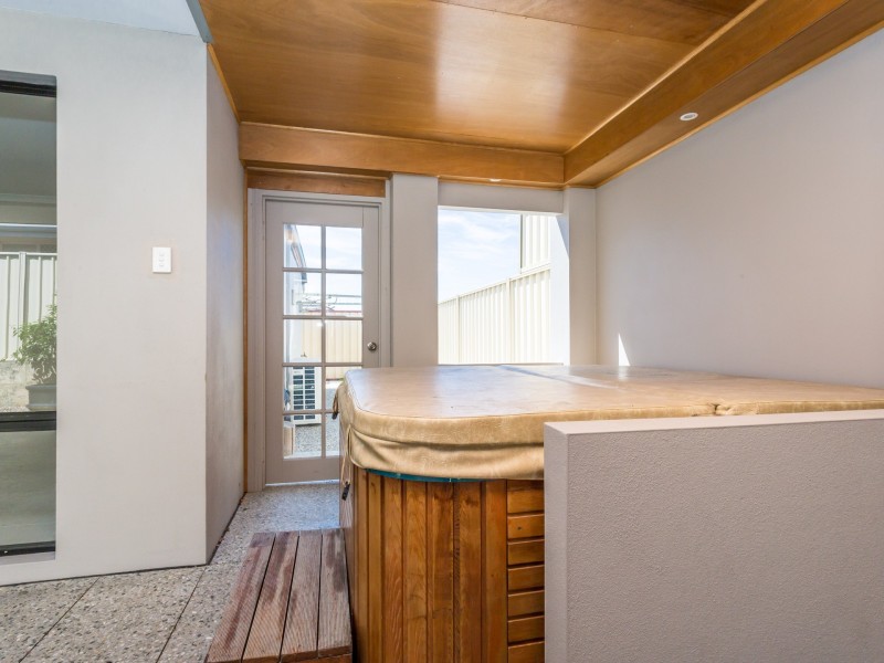 22 Randazzo Way, Yangebup WA 6164
