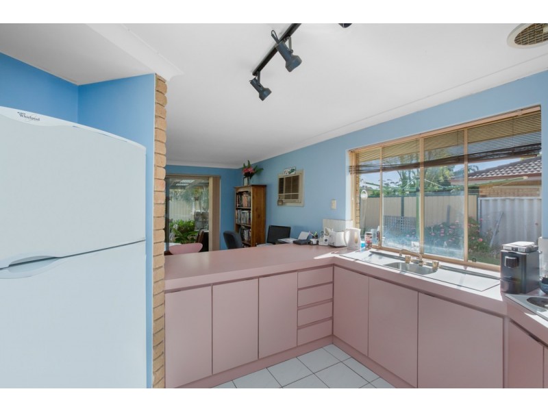 8 Dancy Way, Seville Grove WA 6112