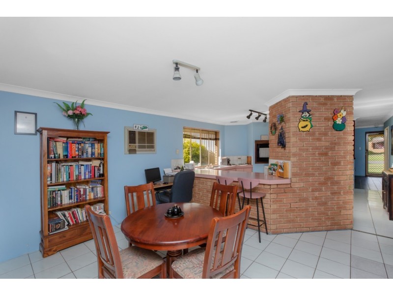 8 Dancy Way, Seville Grove WA 6112