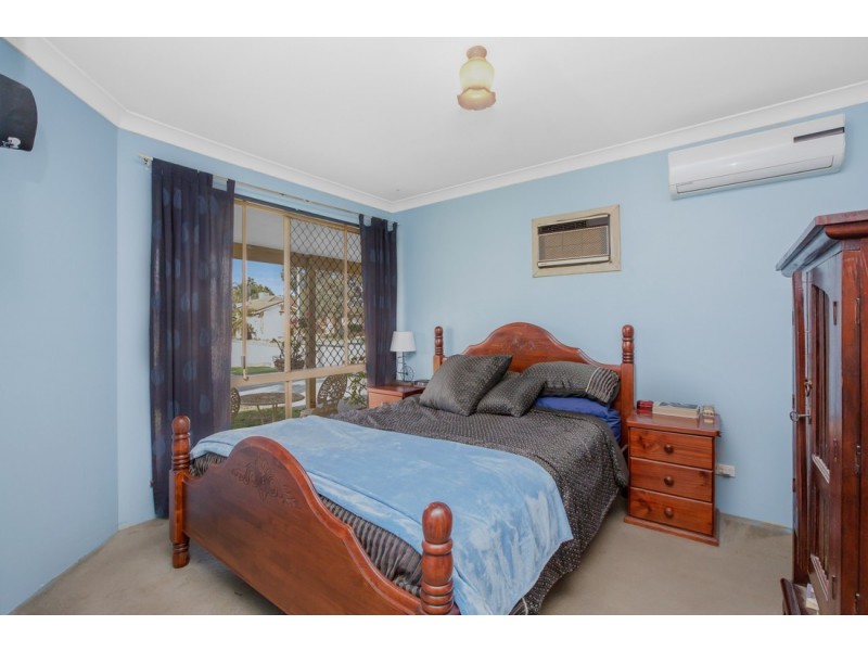 8 Dancy Way, Seville Grove WA 6112