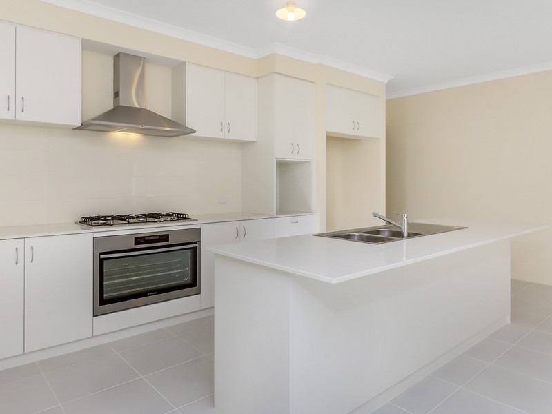 25 Haywire Avenue, Whitby WA 6123