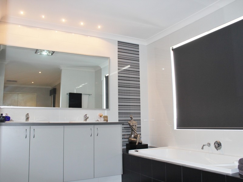 1 Dagostino Road, Byford WA 6122