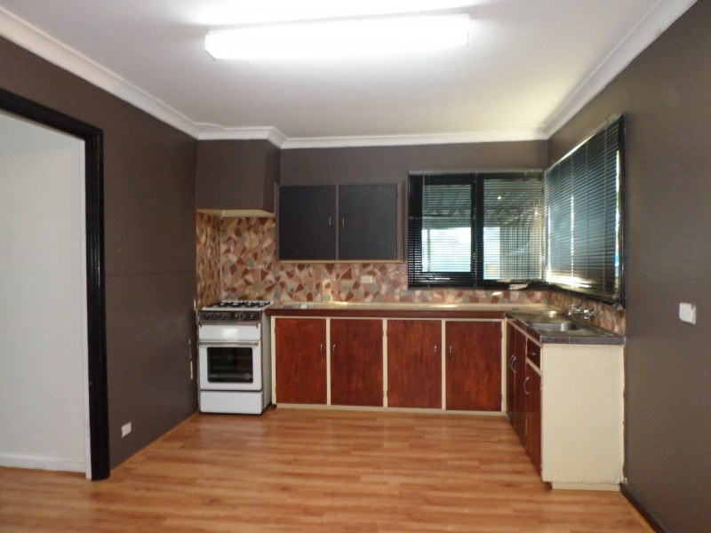 9 Cabarita Road, Armadale WA 6112