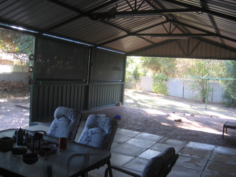 8 Netley Place, Armadale WA 6112