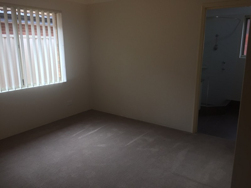 2/50 Sixth Road, Armadale WA 6112