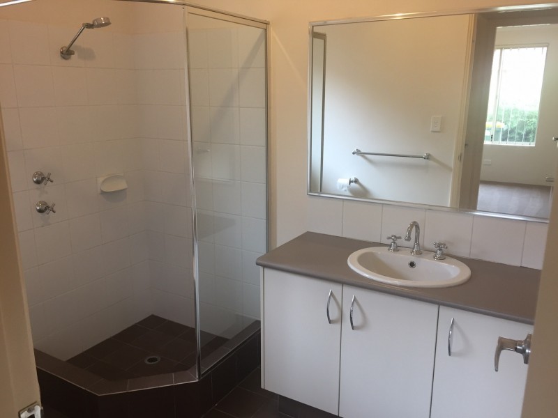 2/50 Sixth Road, Armadale WA 6112