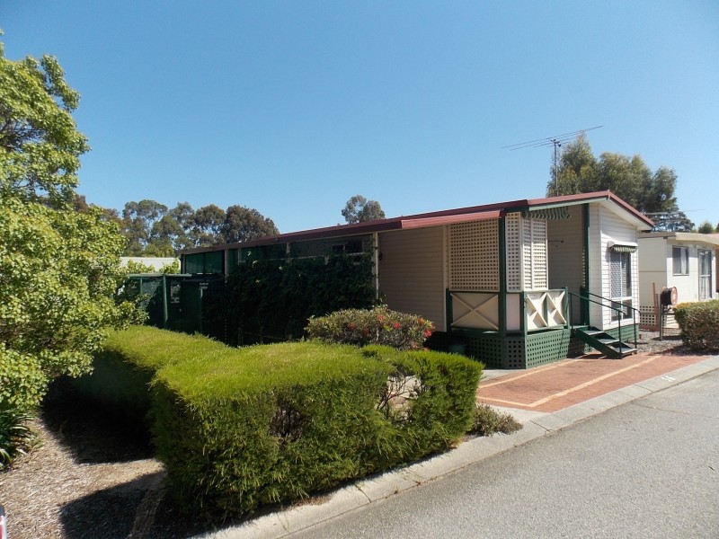 BAY 56 270 South Western Highway, Armadale WA 6112