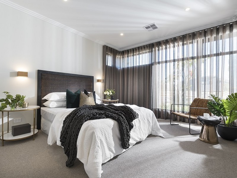 25 Cascade Road, Lakelands WA 6180