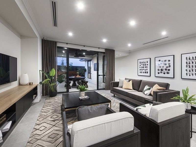 25 Cascade Road, Lakelands WA 6180