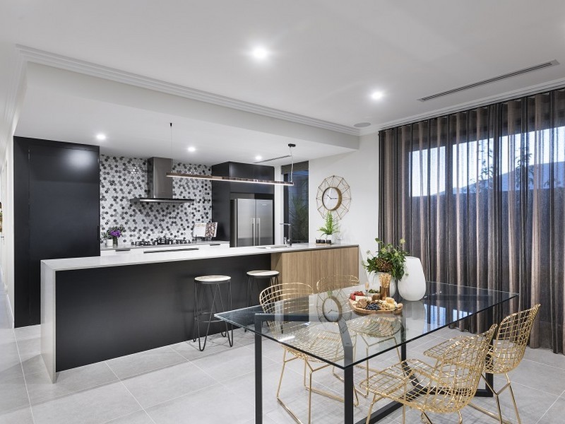 25 Cascade Road, Lakelands WA 6180