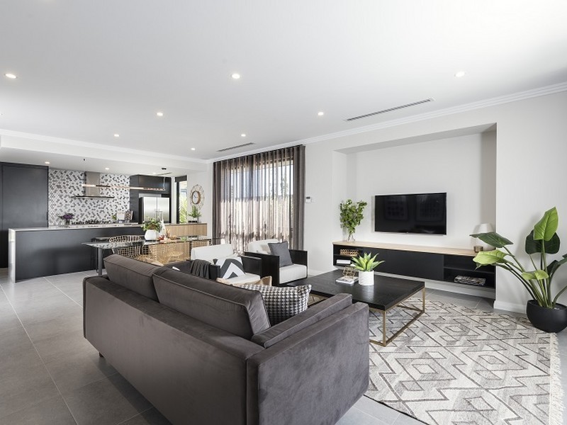 25 Cascade Road, Lakelands WA 6180