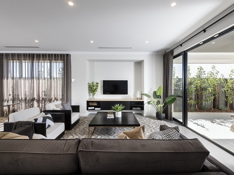 25 Cascade Road, Lakelands WA 6180