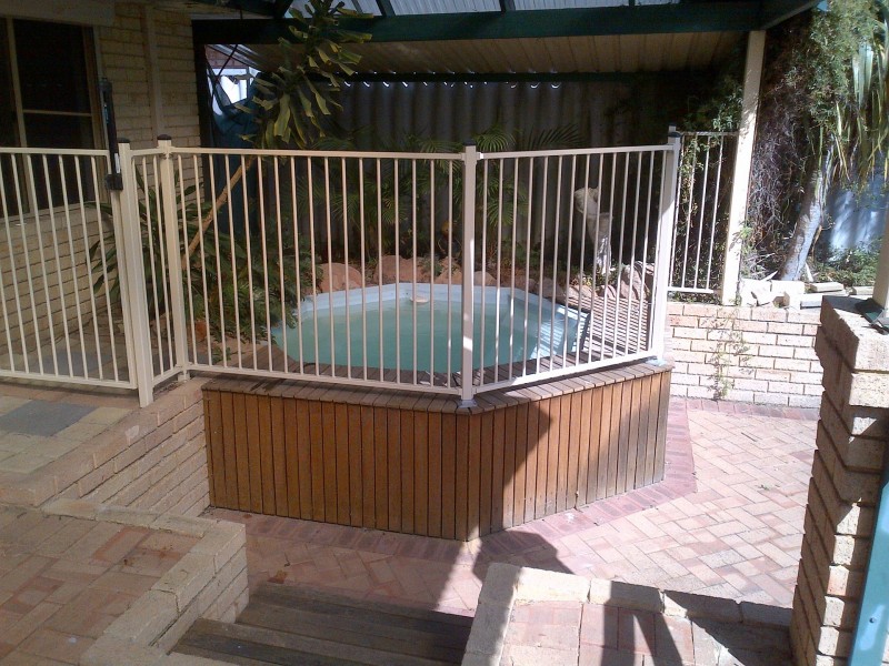 15 McGrath Place, Seville Grove WA 6112