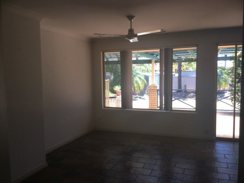 15 McGrath Place, Seville Grove WA 6112