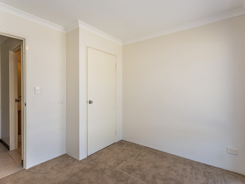 10/63 Seville Drive, Seville Grove WA 6112