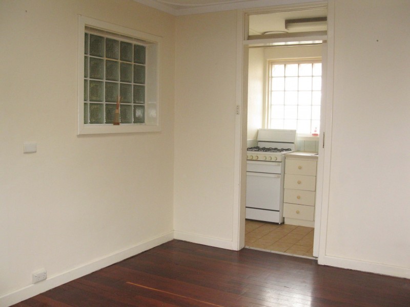 152 Streich Avenue, Kelmscott WA 6111