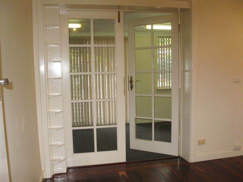 152 Streich Avenue, Kelmscott WA 6111