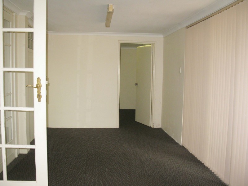 152 Streich Avenue, Kelmscott WA 6111