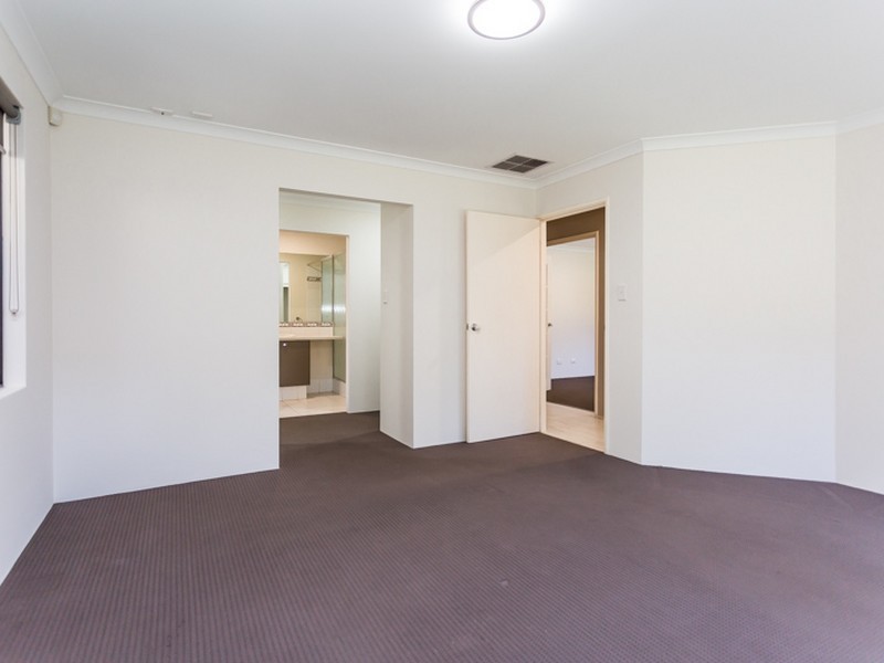 19 Quinine Crescent, Byford WA 6122
