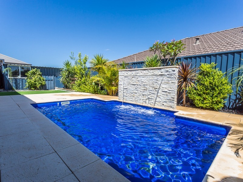 19 Quinine Crescent, Byford WA 6122
