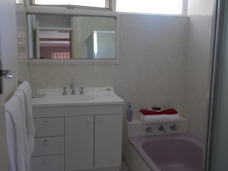 9 Merrifield Avenue, Kelmscott WA 6111