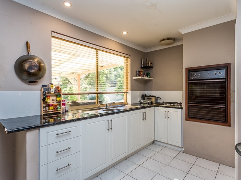 7 Dover Place, Yangebup WA 6164