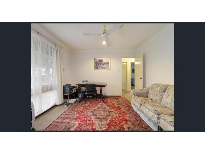 96 Third Ave, Kelmscott WA 6111