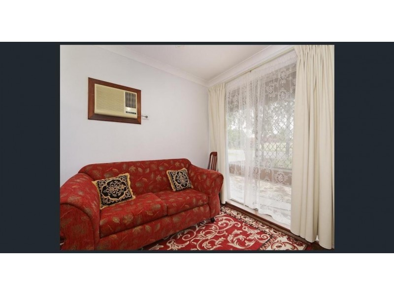 96 Third Ave, Kelmscott WA 6111