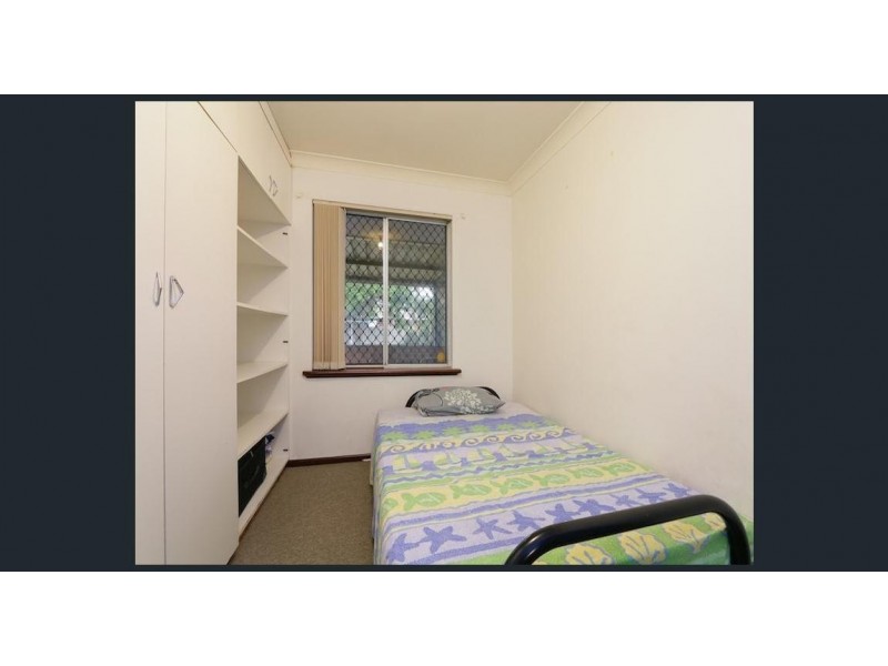 96 Third Ave, Kelmscott WA 6111