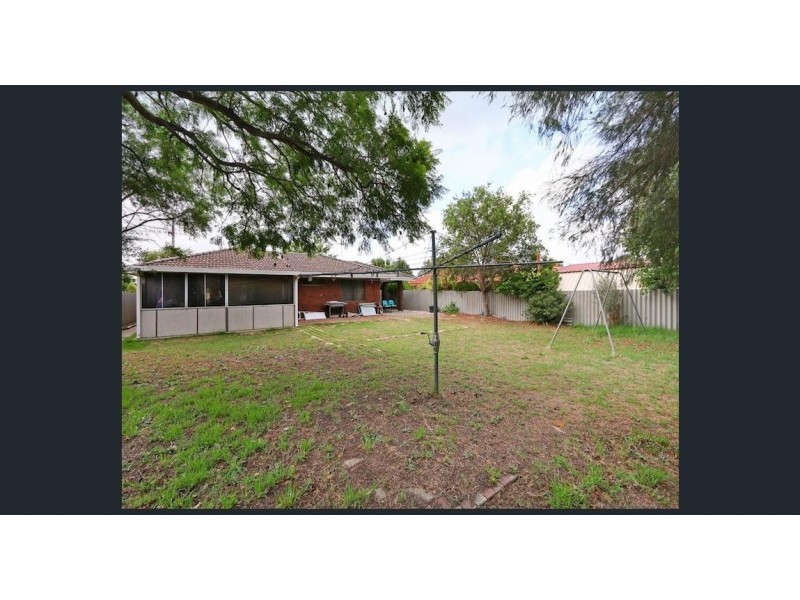 96 Third Ave, Kelmscott WA 6111