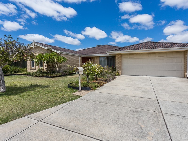 34 Lakehurst Way, Atwell WA 6164