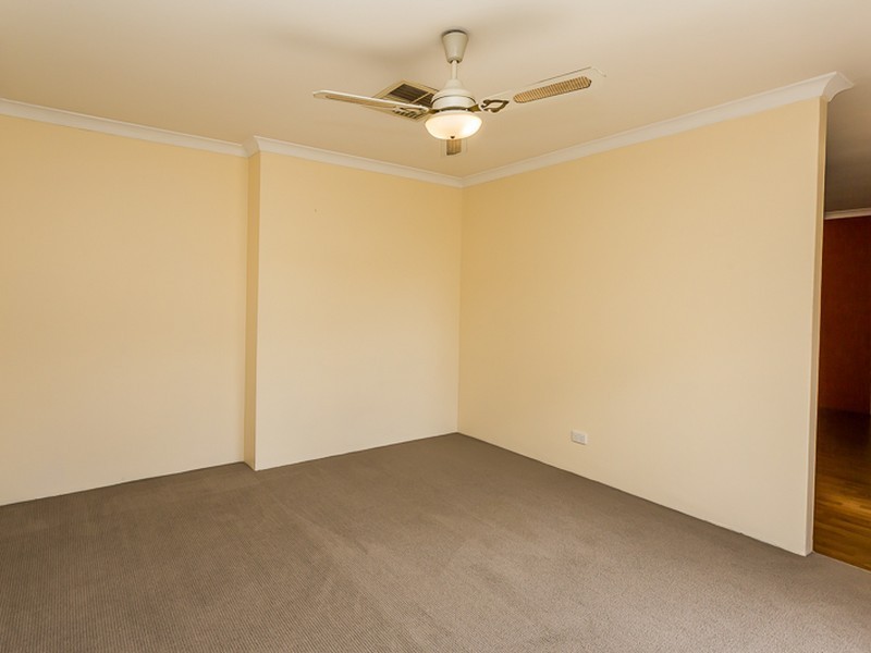 6 Denning Court, Armadale WA 6112