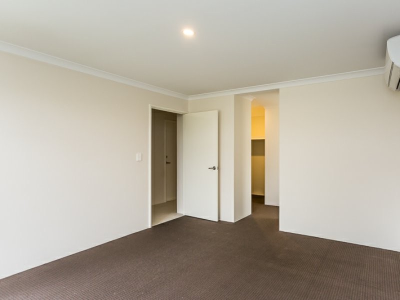12 Jindabyne Street, Hilbert WA 6112
