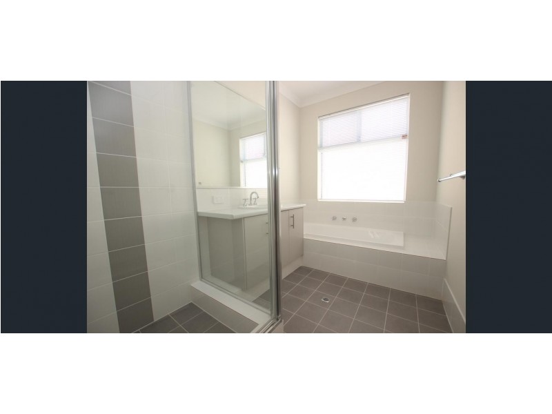 1/19 Muscari Close, Seville Grove WA 6112