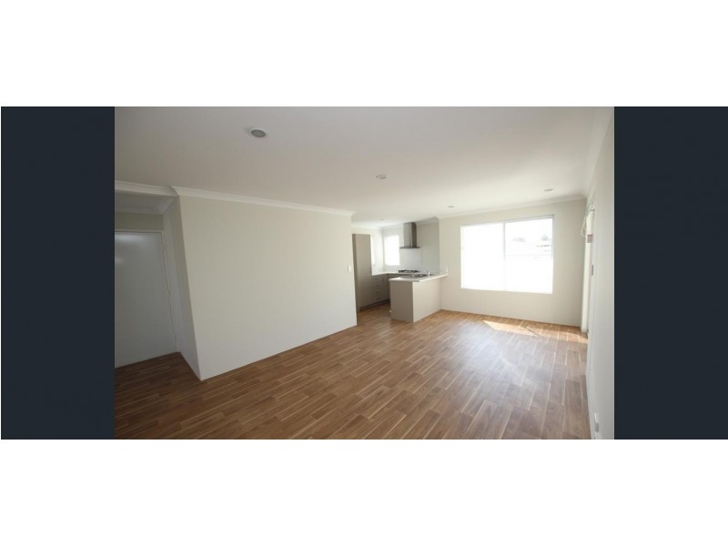 1/19 Muscari Close, Seville Grove WA 6112