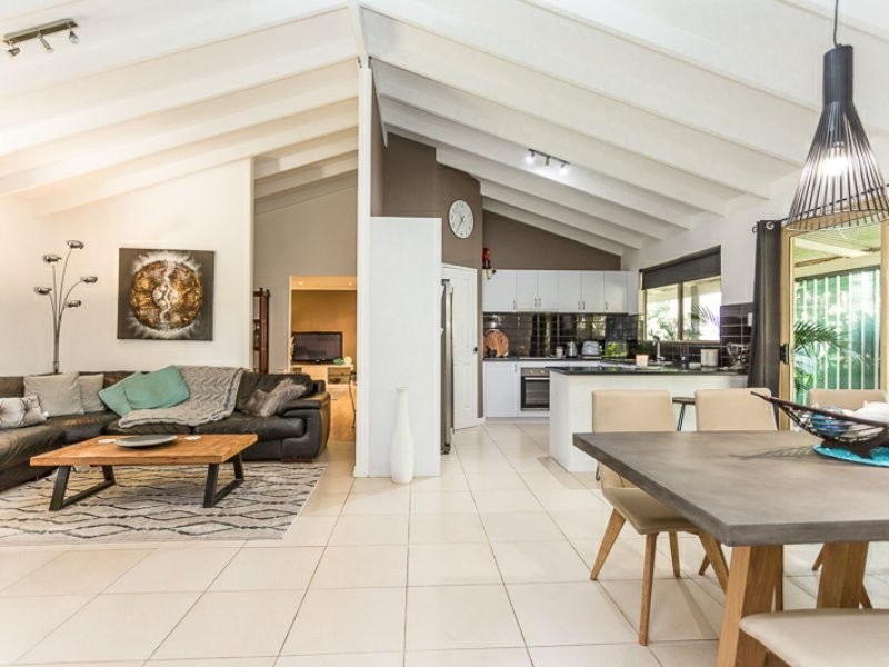 34 Briggs Road, Byford WA 6122