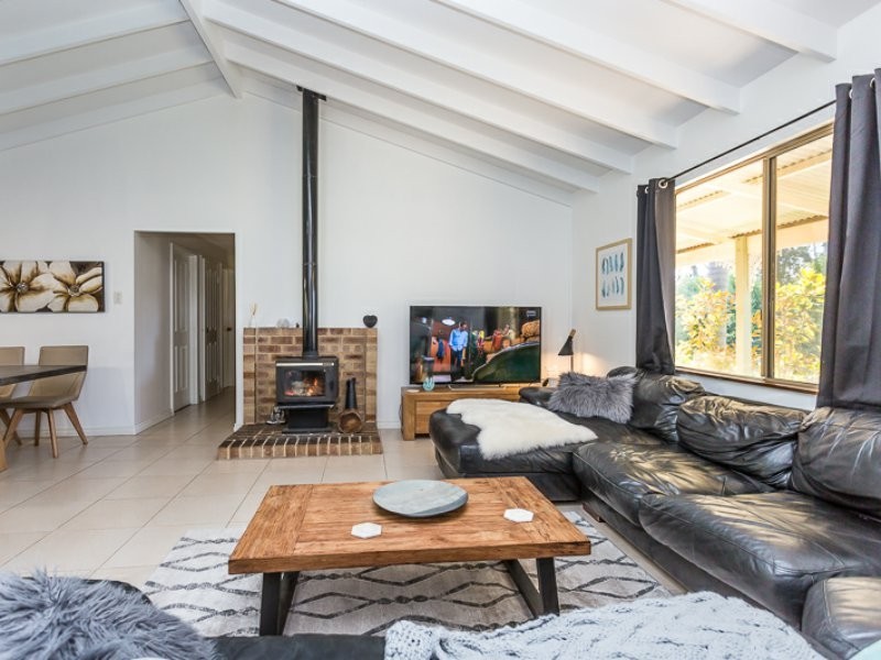 34 Briggs Road, Byford WA 6122