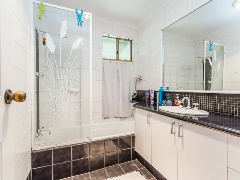 34 Briggs Road, Byford WA 6122