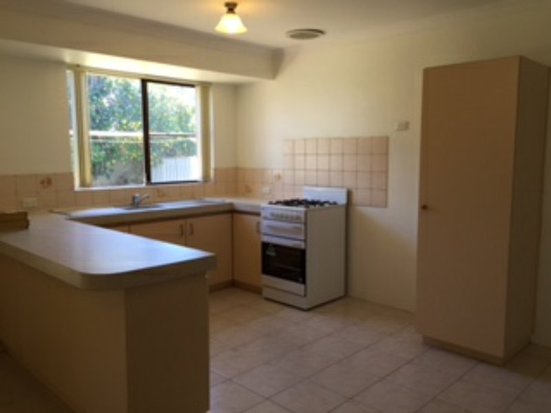 97 Braemore Street, Seville Grove WA 6112