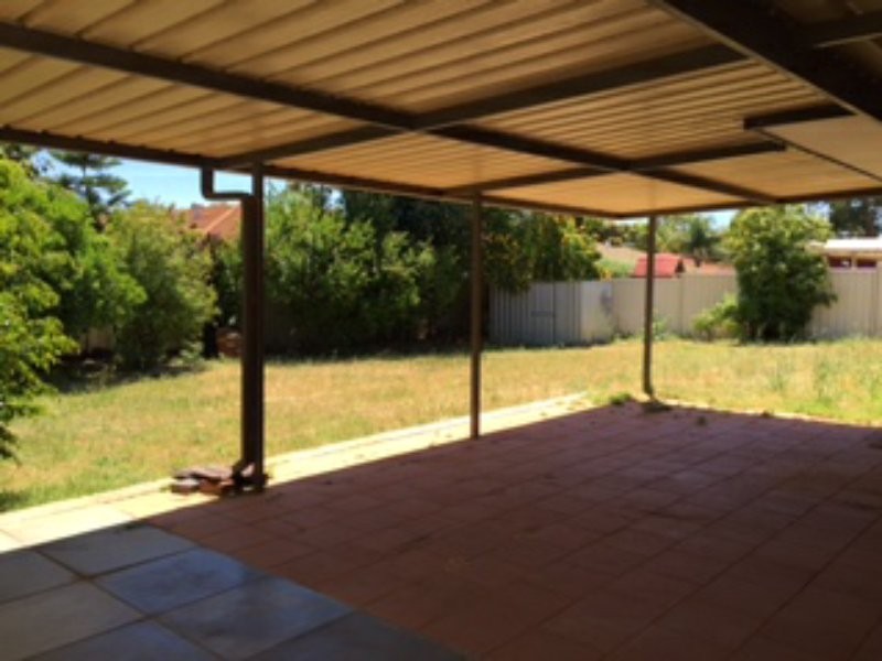 97 Braemore Street, Seville Grove WA 6112