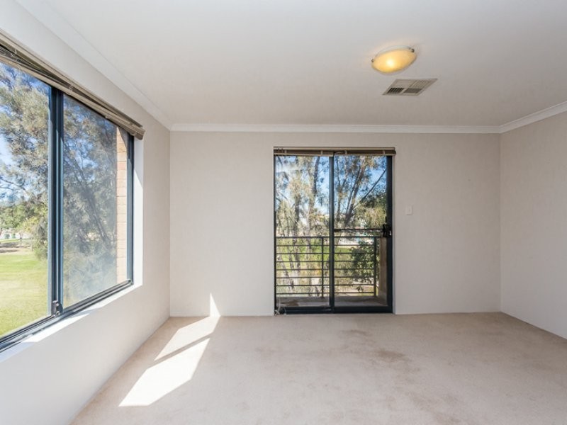 3B Bondi Way, Aubin Grove WA 6164