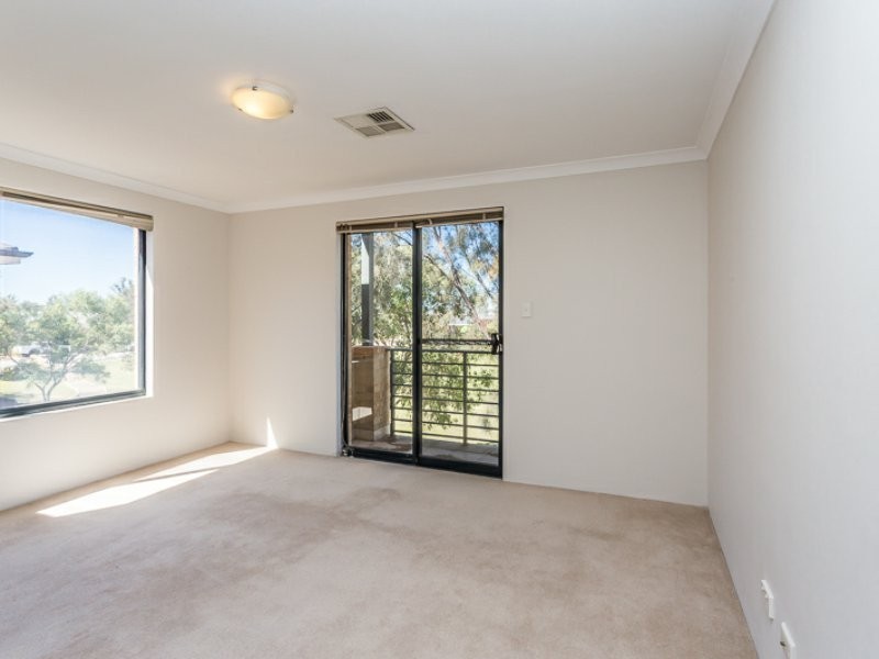 3B Bondi Way, Aubin Grove WA 6164
