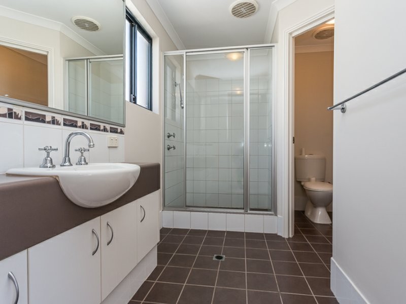 3B Bondi Way, Aubin Grove WA 6164