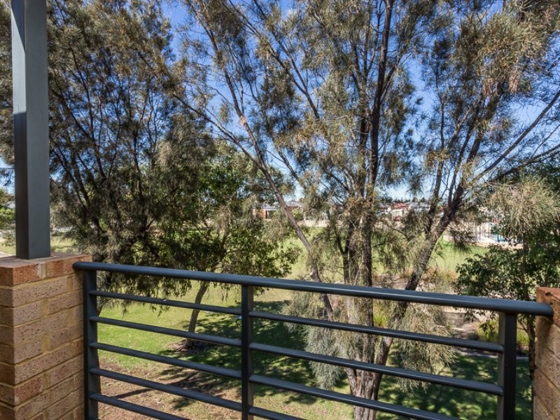 3B Bondi Way, Aubin Grove WA 6164