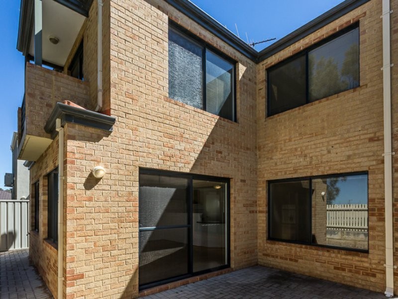 3B Bondi Way, Aubin Grove WA 6164