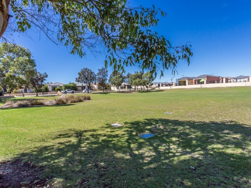 3B Bondi Way, Aubin Grove WA 6164